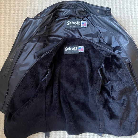 Schott 141 Classic Racer Leather Motorcycle Jacket - Picture 8 of 10